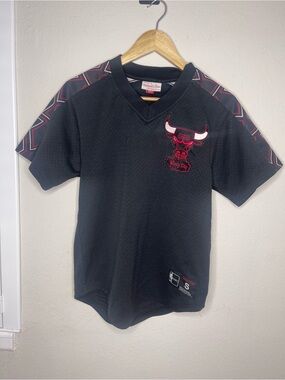 Mitchell & Ness Chicago Bulls Black Short-Sleeve Jersey Tee - Men